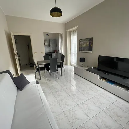 Daniela; E/o Lavoro Apartament *