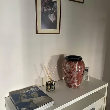 Apartament Daniela; E/o Lavoro *